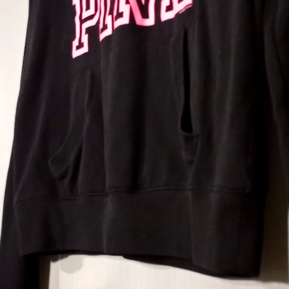 Pink Victoria's Secret size medium sweatshirt(942) - Picture 2 of 4